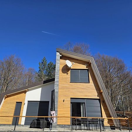 Brusane Oak Houseヴィラ エクステリア 写真
