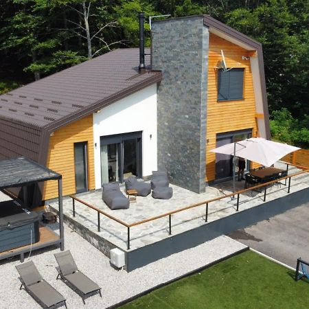 Brusane Oak Houseヴィラ エクステリア 写真