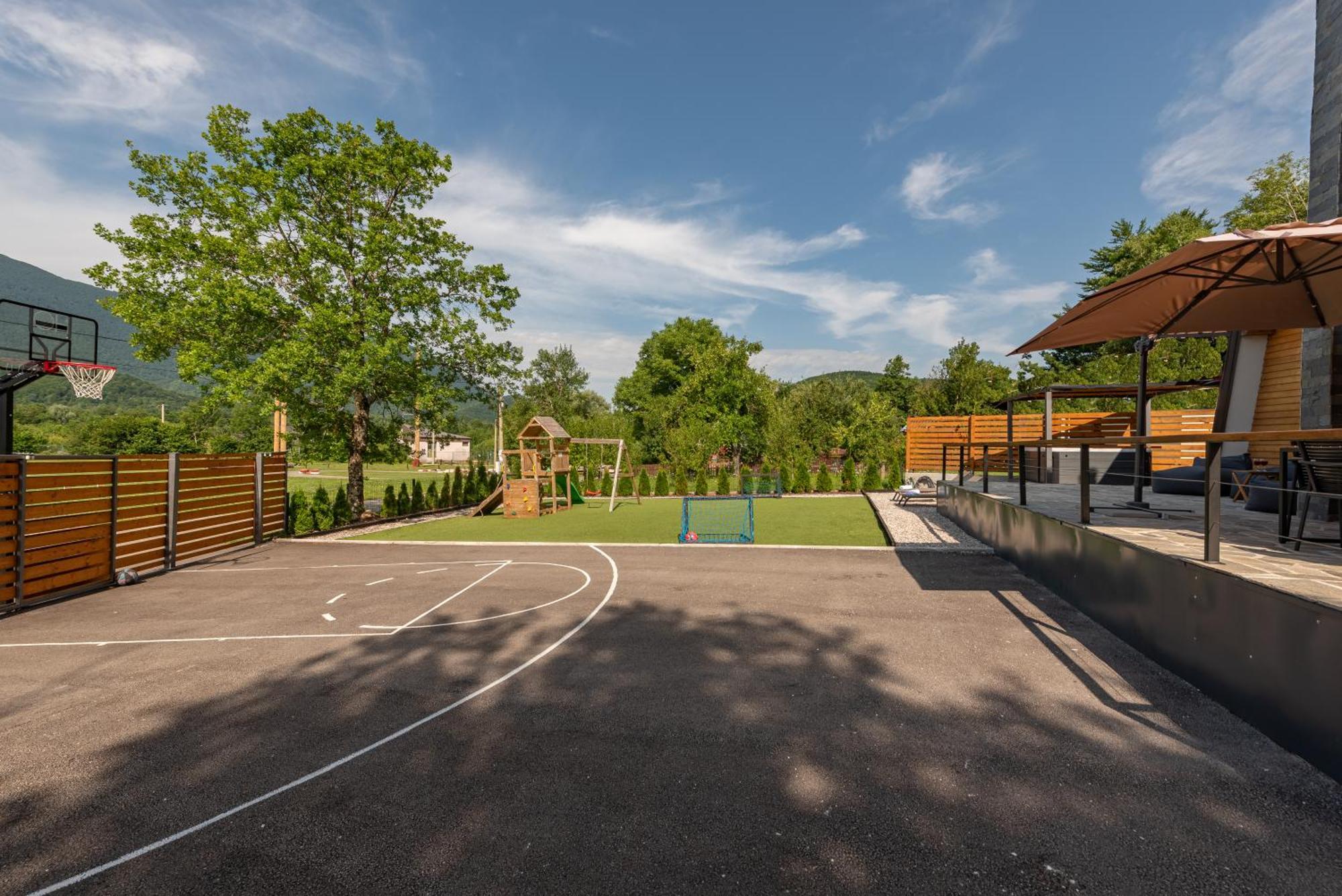 Brusane Oak Houseヴィラ エクステリア 写真